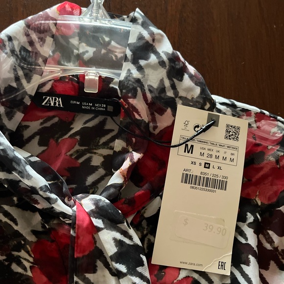 Zara NEW M black and white with red flowers bow tie shirt - Picture 10 of 11